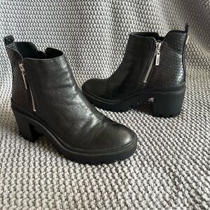 Gianni Bini Chelsea Boots